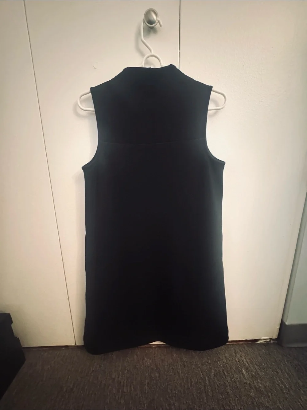 SPANX Air Essentials V-Neck Sleeveless Black Ponte Shift Dress